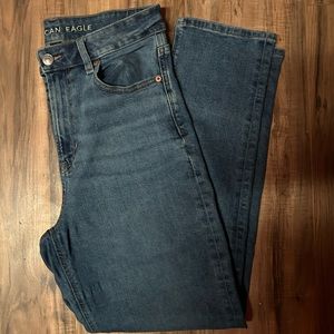 American Eagle size 8 Mom Jeans